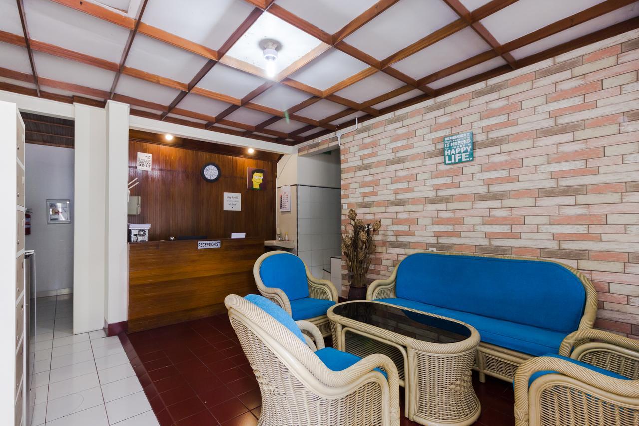 Pele Guesthouse Bandung Exteriör bild